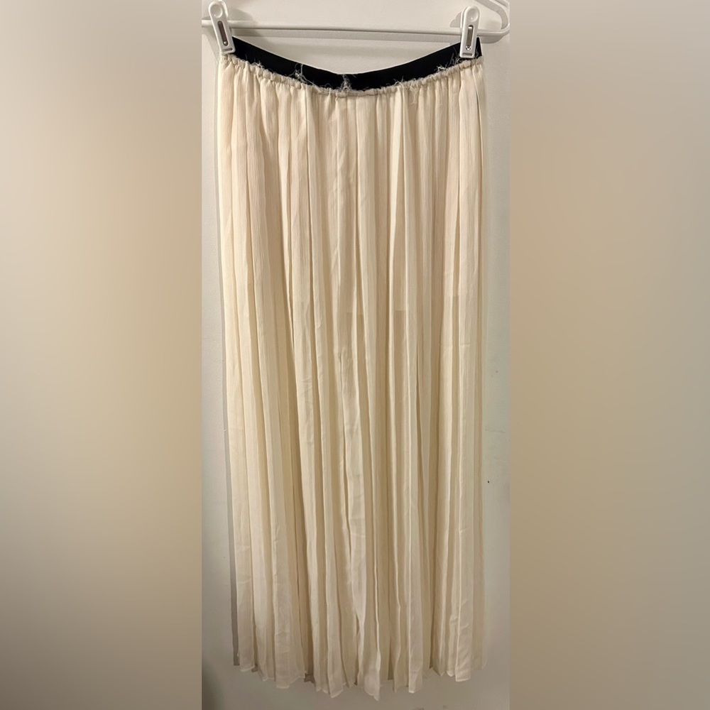 Enza Costa Ivory Pleated Maxi Skirt Partial Lined Unfinished Hem Black Waistband